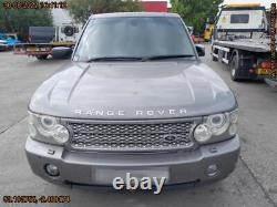 2009 LAND ROVER RANGE ROVER VOGUE 3628 DIESEL 368DT RAD PACK Radiator- KIT115326 can be translated to French as: Radiateur PACK RAD 368DT DIESEL 3628 LAND ROVER RANGE ROVER VOGUE 2009 - KIT115326.
